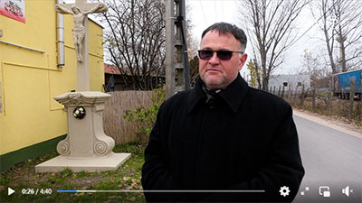 Útmenti keresztek felújítása